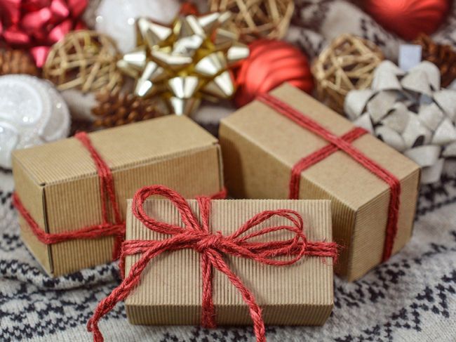 Медики назвали новогодние подарки, через которые передается COVID-19