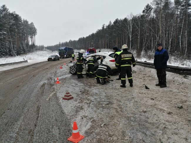 На трассе Пермь – Екатеринбург произошла жесткая авария
