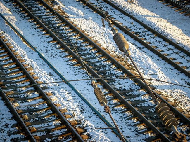 Сильно пьяный житель Перми уснул на железнодорожных путях