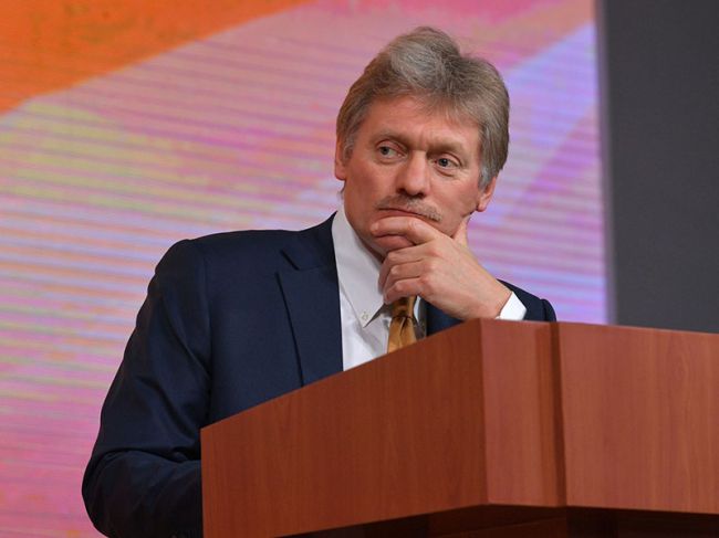 В Кремле разъяснили о планах сделать нерабочими дни между майскими праздниками
