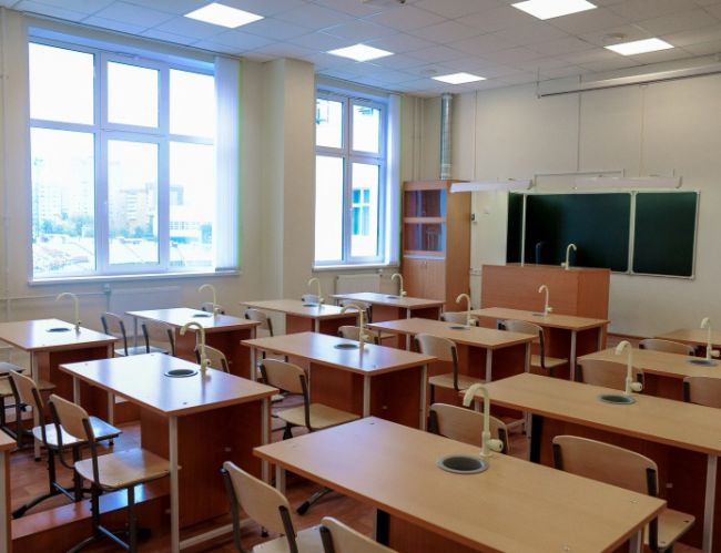 После трагедии в Казани пермские школы вводят новые правила для посетителей