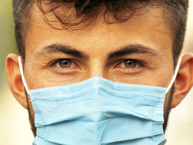 Медик назвала опасность коронавируса для мужчин