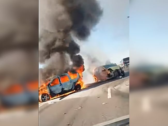 На Красавинском мосту в Перми сгорели два автомобиля