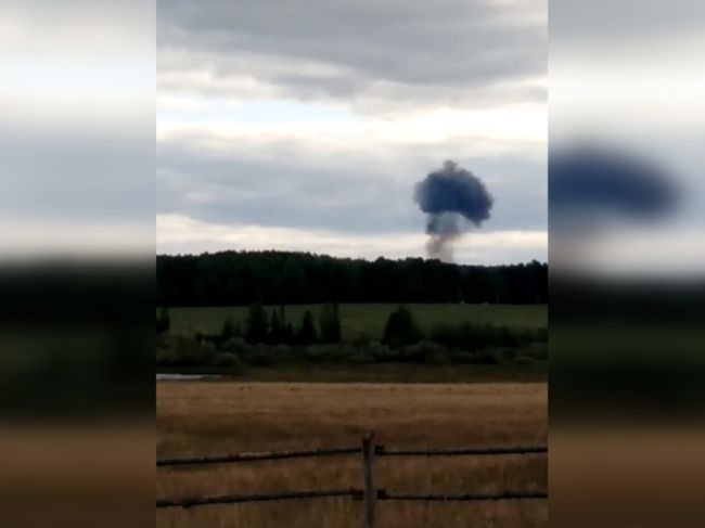 В Пермском крае разбился фронтовой бомбардировщик Су-24