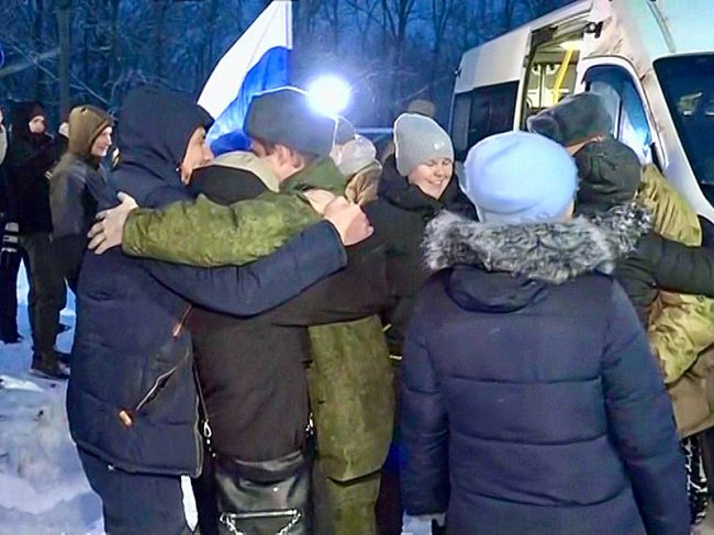 Восемь бойцов из Пермского края вернутся из украинского плена