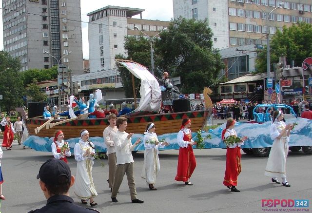 И снова 12 июня, и снова Пермь – именинница