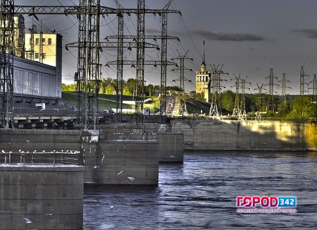 Из-за аварии на КамГЭС несколько районов Перми оставались без света