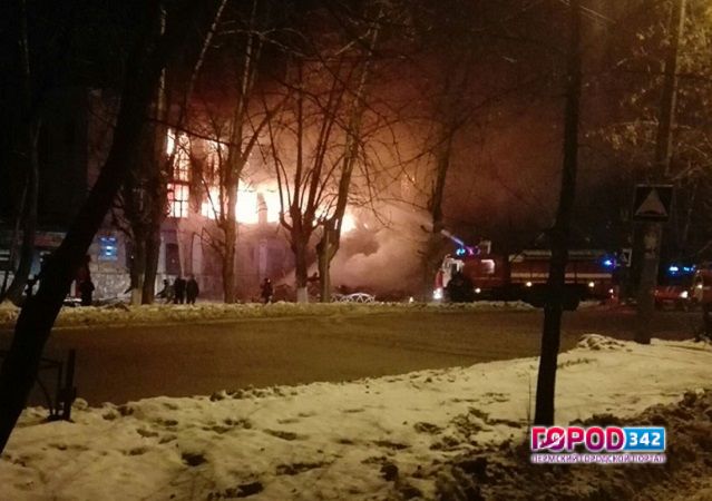 В Перми одно из зданий спорткомплекса «Кама» уничтожил пожар